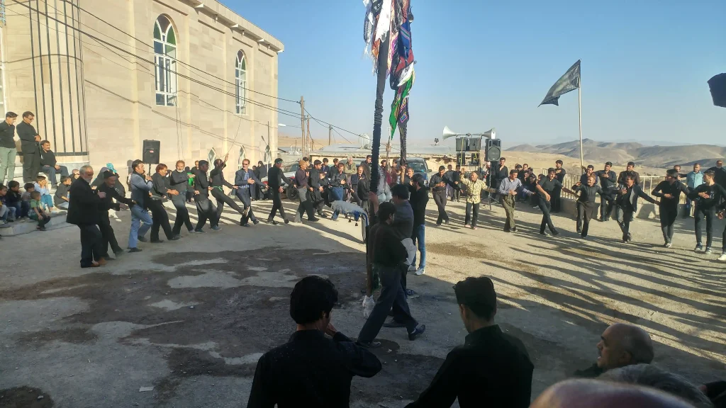 مراسم عزاداری محرم روستای رزگ