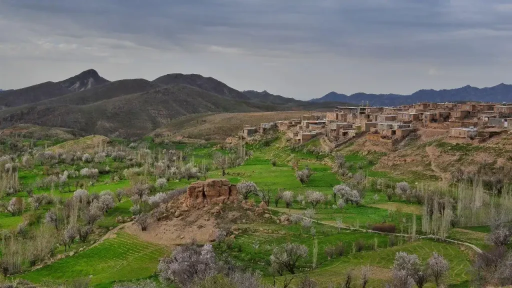 منظره روستای رزگ